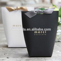 eco friendly gold foil stamped black white gift bags cosmetics small luxury custom printed paper bag with logo